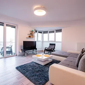 Luxury Westpark 2 Presidentialsuite With View W4 Апартаменты Бухарест
